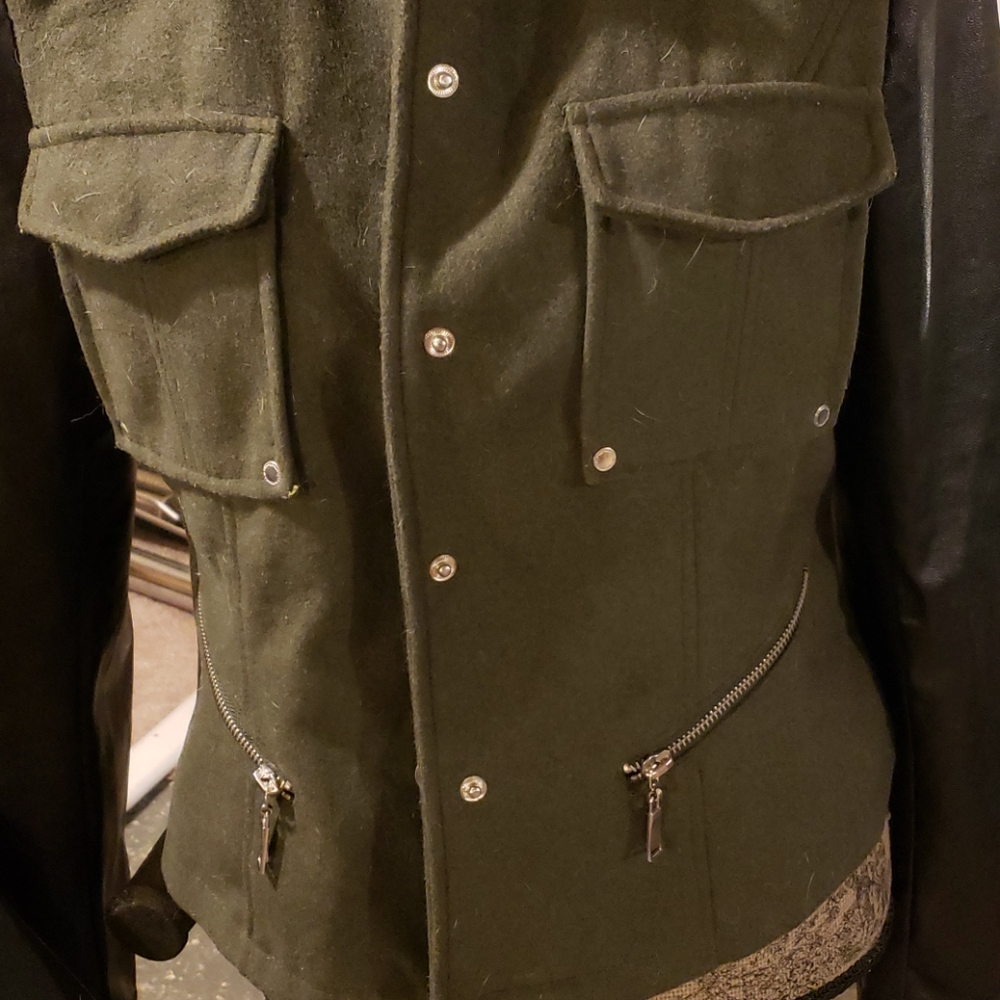 J2 jacket - Picture 3 of 4